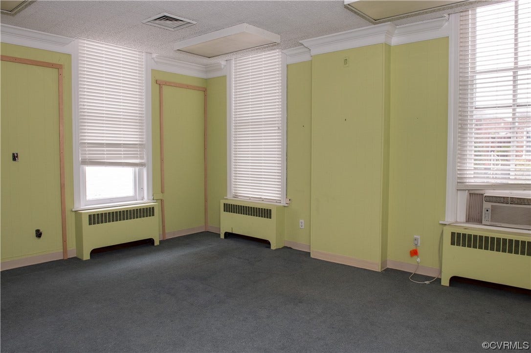1109 & 1111 W Franklin Street, Richmond, VA 23220 1111 W. Franklin
Office room.