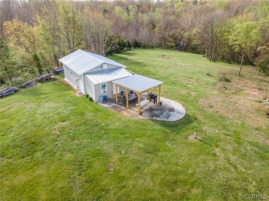 Property photo for 20 S River Court, Cartersville, VA