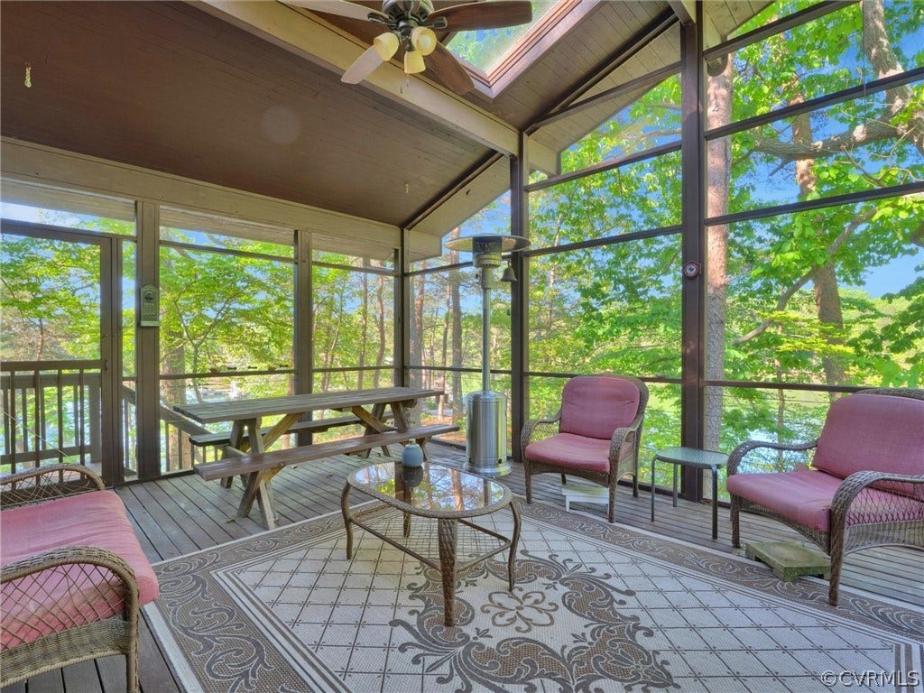 649 Kennsbury Road, Middlesex, VA 23070 649 Kennsbury Road, Middlesex, VA 23070