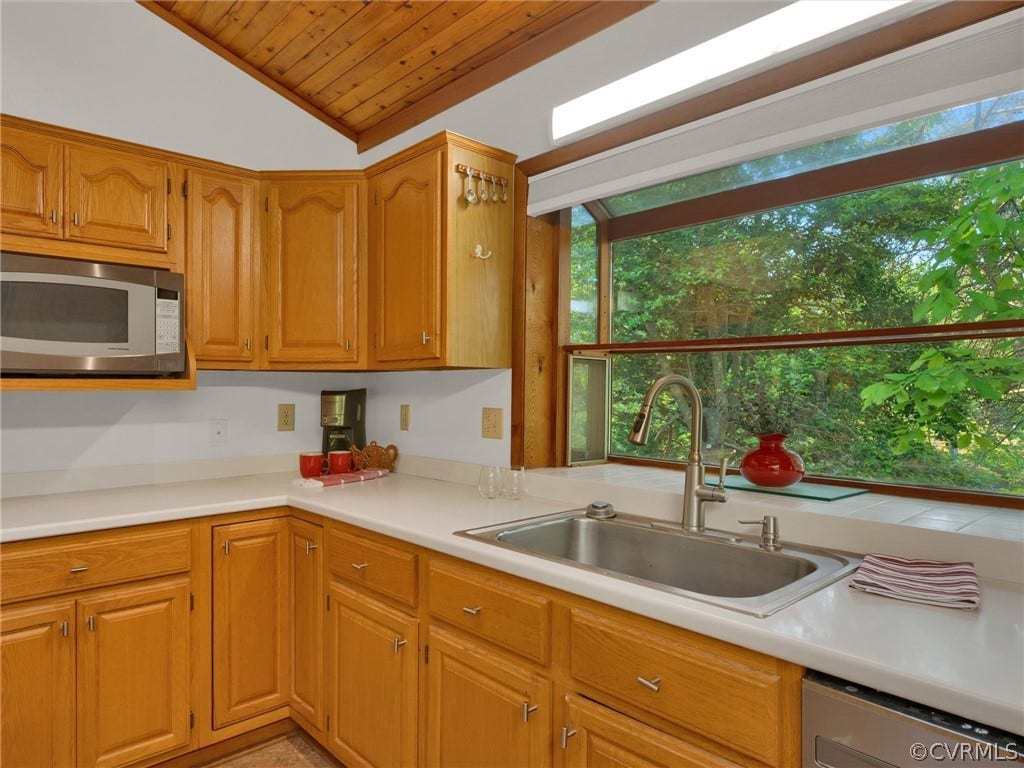 649 Kennsbury Road, Middlesex, VA 23070 649 Kennsbury Road, Middlesex, VA 23070