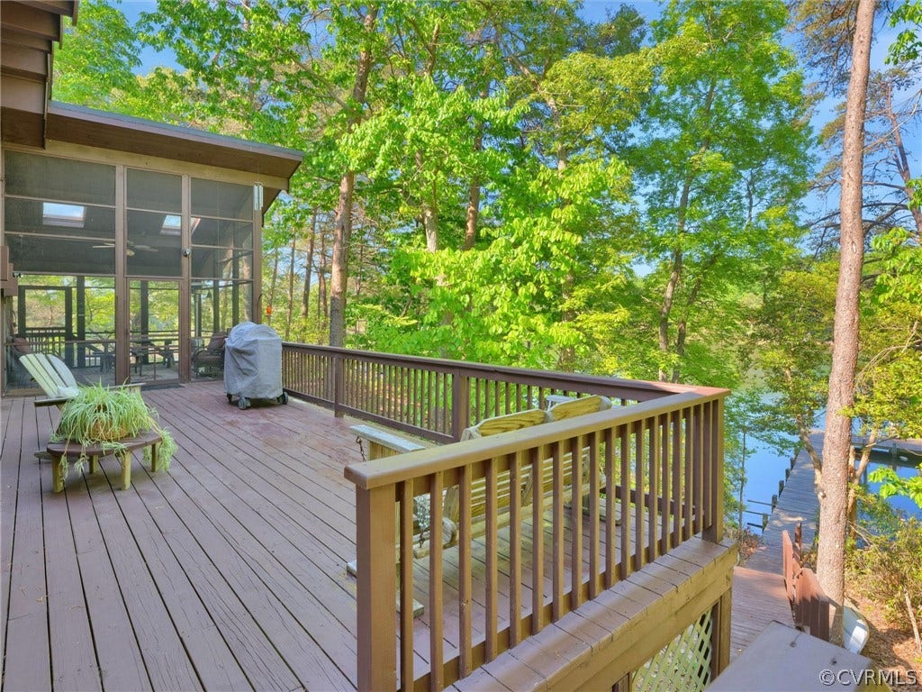 649 Kennsbury Road, Middlesex, VA 23070 649 Kennsbury Road, Middlesex, VA 23070