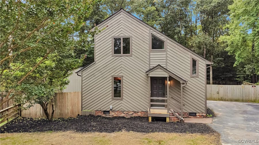 Property photo for 9006 Blue Oak Court, North Chesterfield, VA
