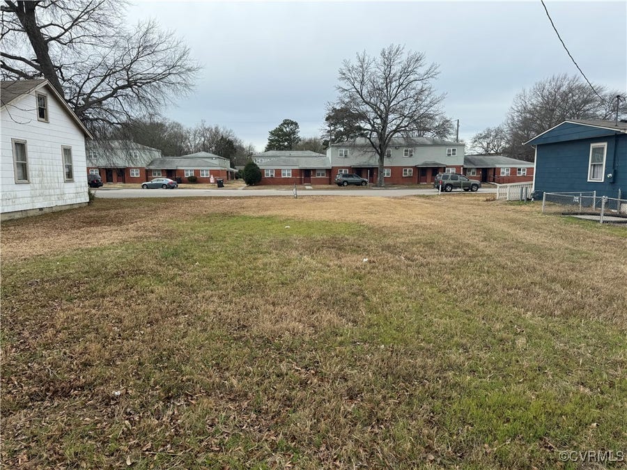 Property photo for 109 S 6th Avenue, Hopewell, VA
