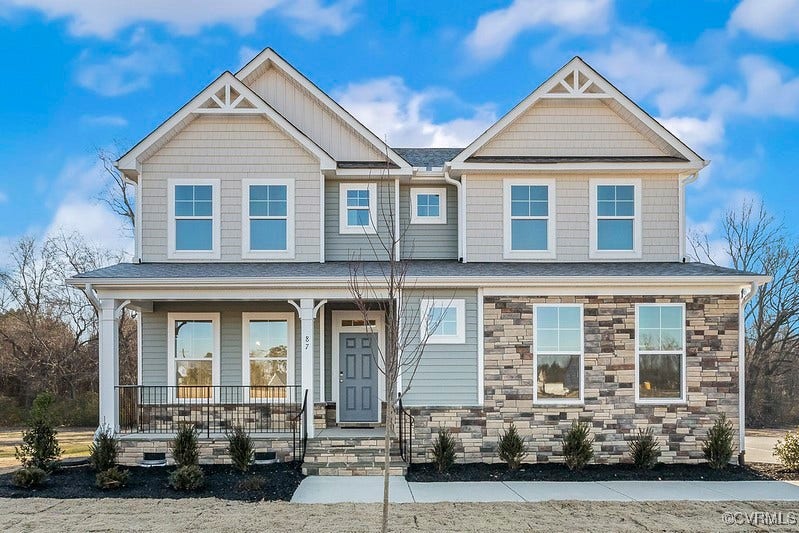 The Davidson is a two-story home featuring 5 bedrooms, 3 baths, and a first-floor guest suite.