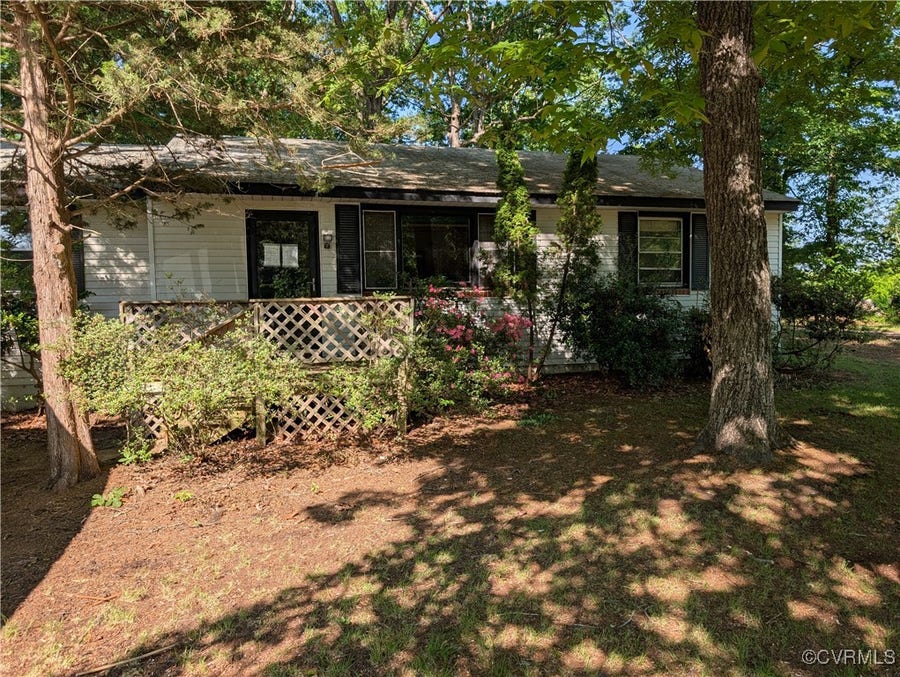 Property photo for 1555 Holly Hills Road, Powhatan, VA