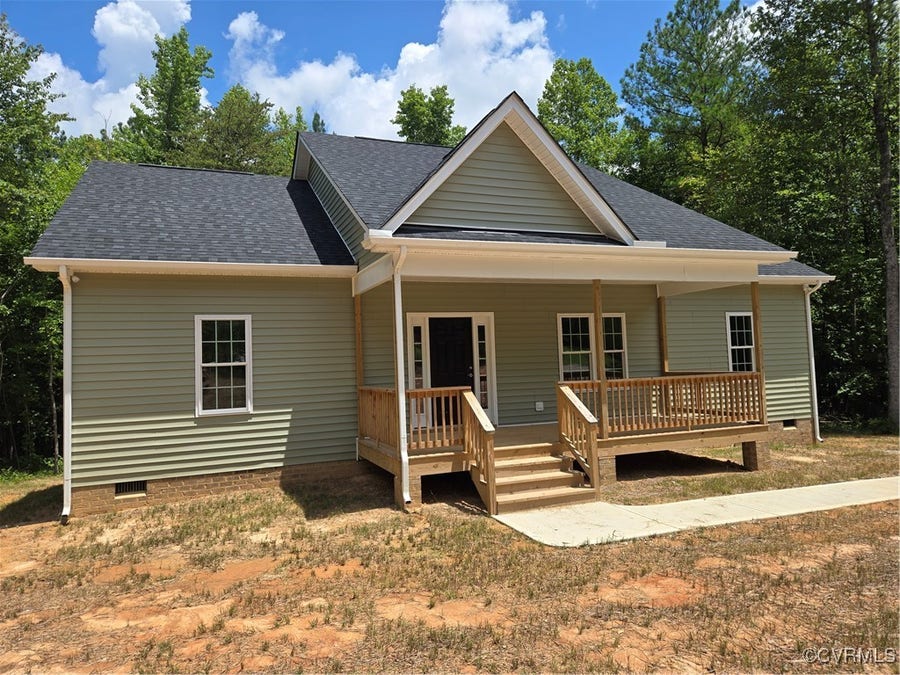 Property photo for 423 Bradshaw Road, Rice, VA