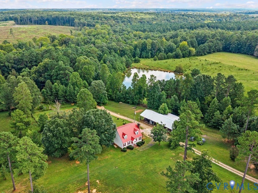 Property photo for 1740 Paulette Lane Extension, Blackstone, VA