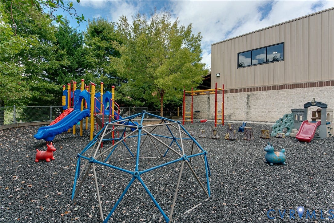 2426 New Dorset Circle, Powhatan, VA 23139