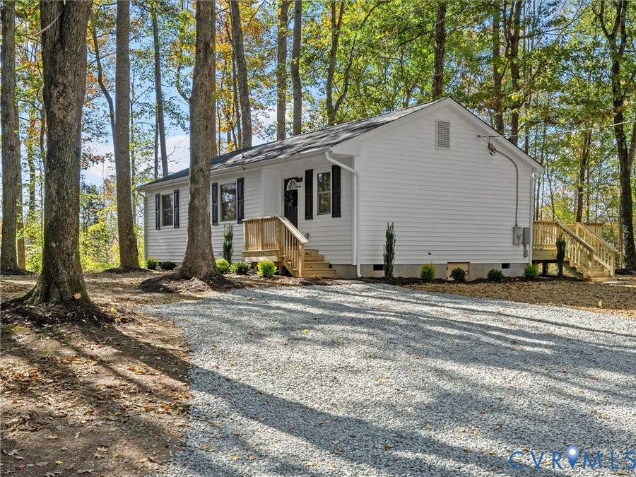 Property photo for 4836 Powhatan Lakes Road, Powhatan, VA