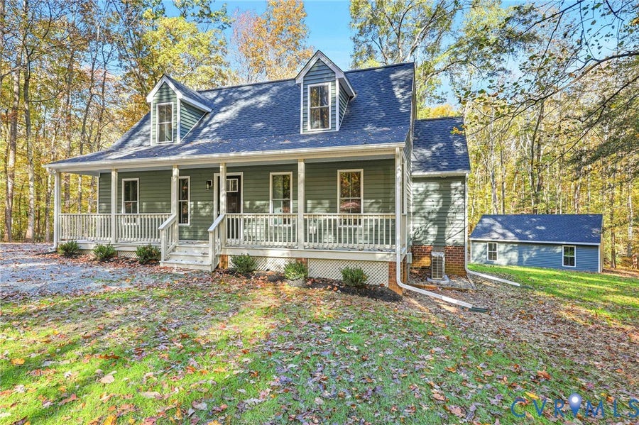 Property photo for 2056 Oak Leaf Drive, Powhatan, VA