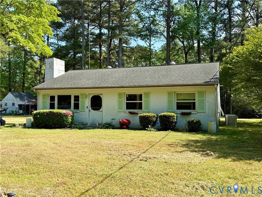 Property photo for 351 E Bay Drive, White Stone, VA