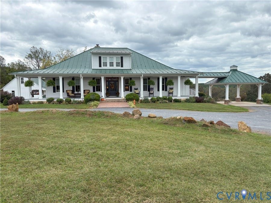 Property photo for Arvonia, VA
