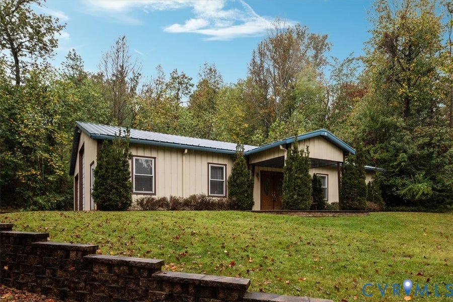 Property photo for 563 Park View Drive, White Post, VA