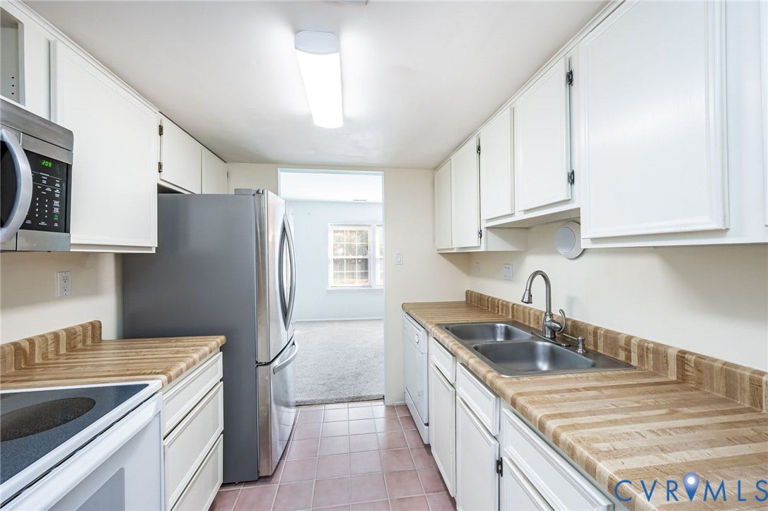 9604 Springfield Woods Circle, Glen Allen, VA 23060 9604 Springfield Woods Circle, Glen Allen, VA 23060