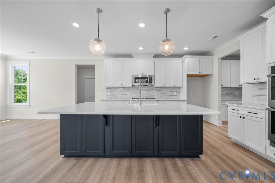3930 Jett Court, Olivers Trail, Gum Spring, VA 23065 Photo represents the plan, not the actual home. Design selections may vary.