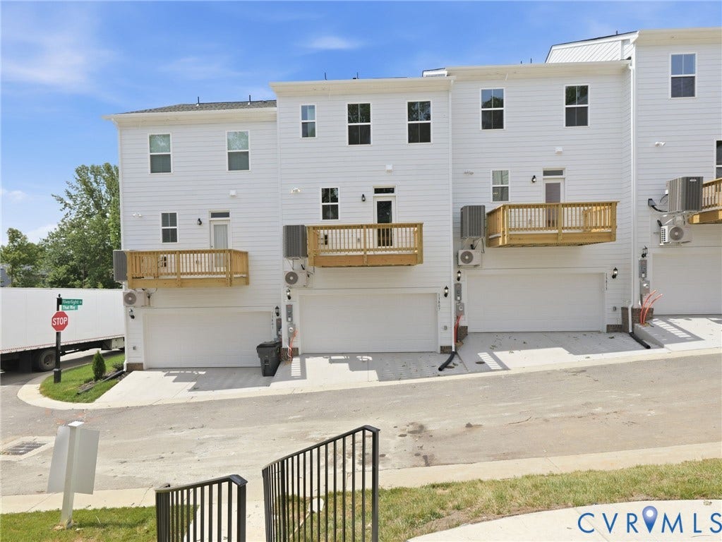 13807 Riverlight Drive, Midlothian, VA 23114 13807 Riverlight Drive, Midlothian, VA 23114