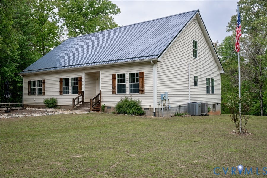 Property photo for 128 Quarry, Cumberland, VA