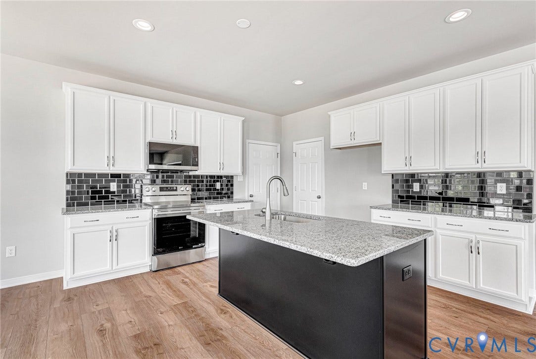 4313 Poplar Village Drive, Chester, VA 23831