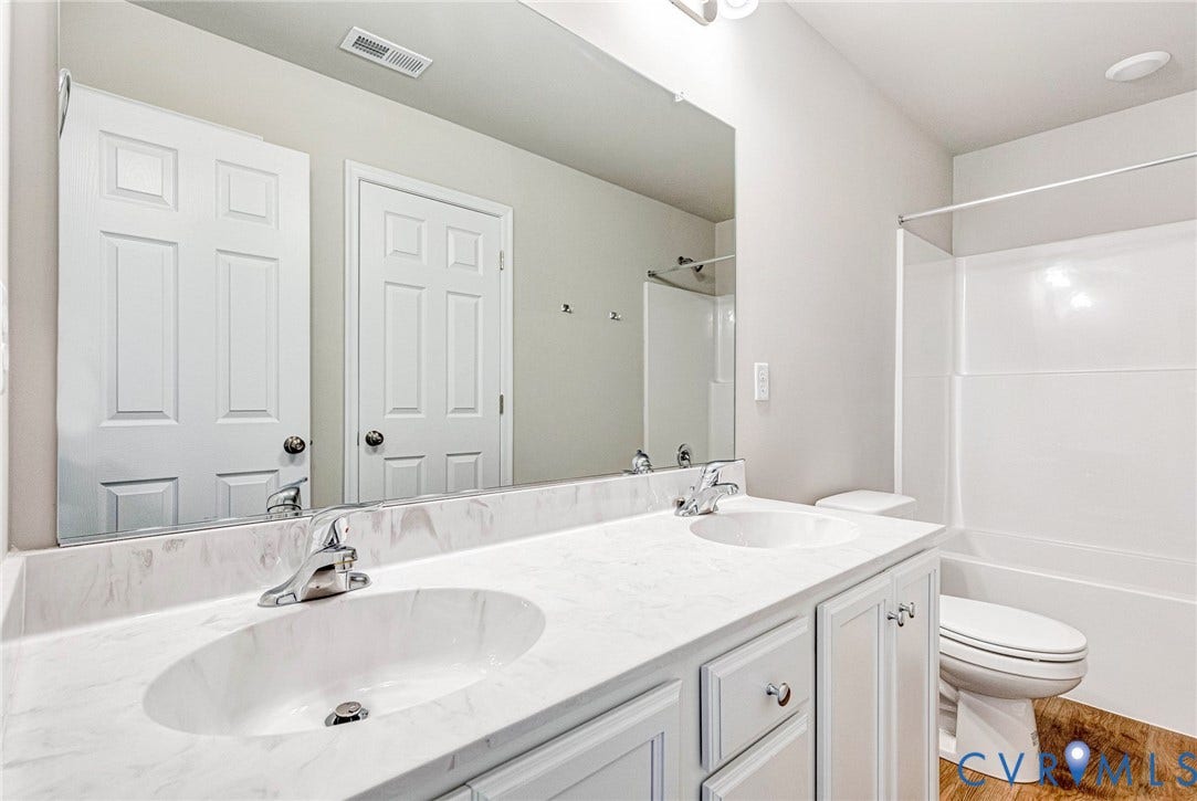 4313 Poplar Village Drive, Chester, VA 23831