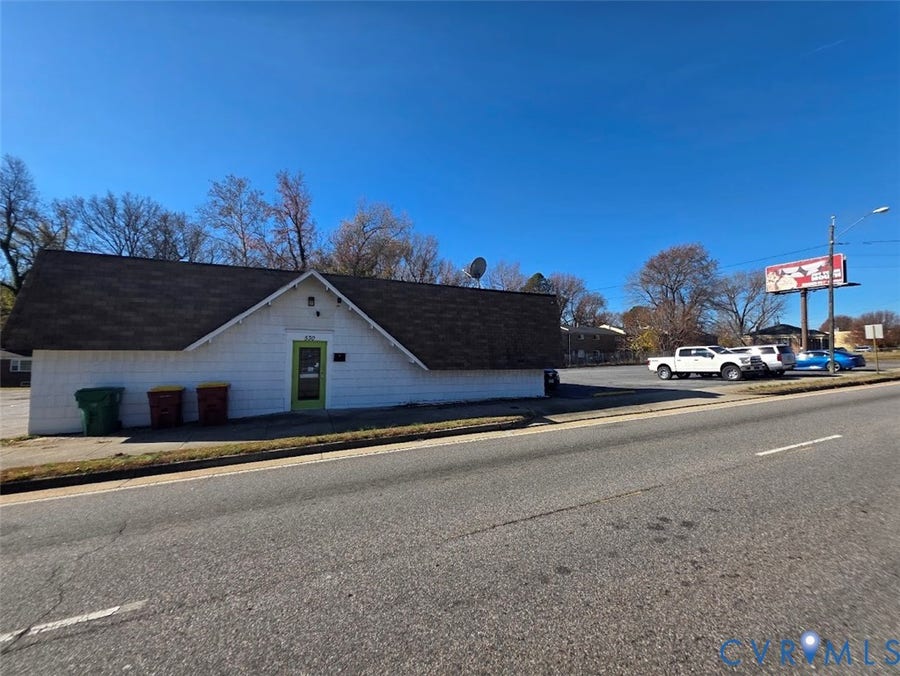 Property photo for 530 S Crater Road, Petersburg, VA