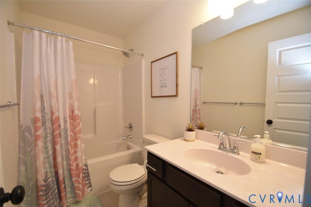 255 Porkchop CT, Louisa, VA 23093