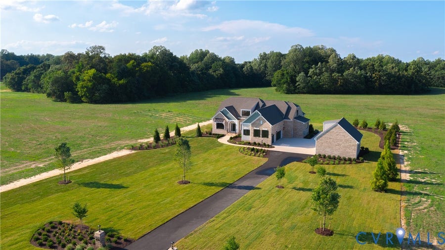 Property photo for 8297 Mount Eagle Road, Hanover, VA