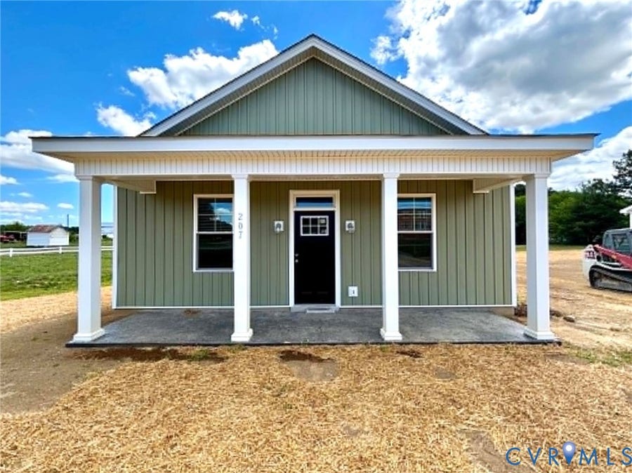 Property photo for 207 Slagles Lake Road, Emporia, VA