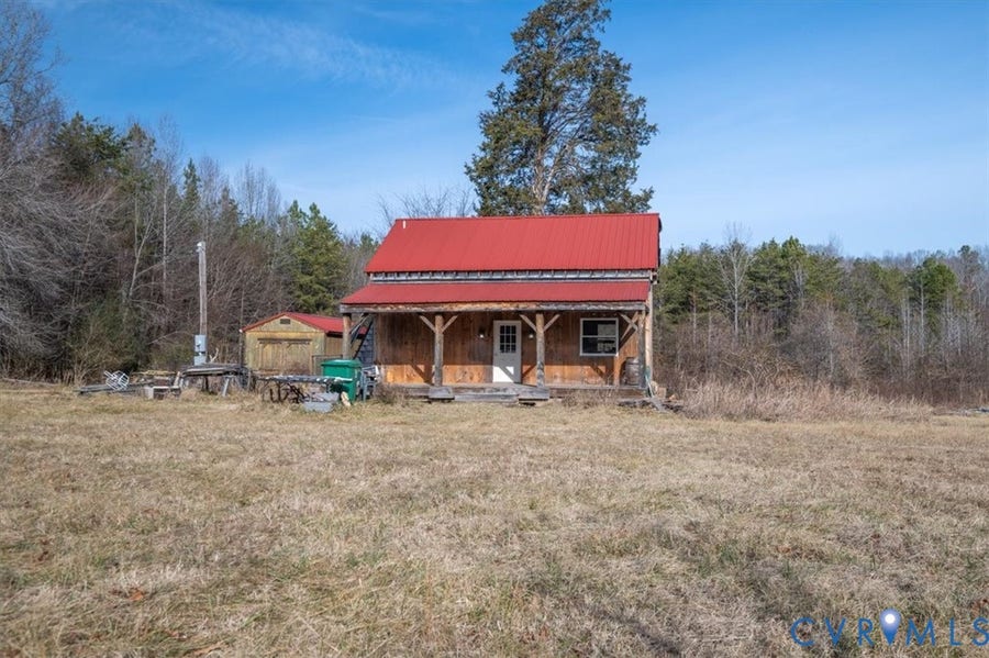 Property photo for 2910 Huguenot Trail, Powhatan, VA