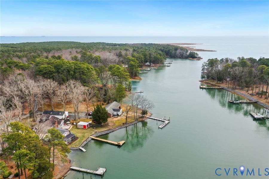 Property photo for 844 Monarch Shores Road, Kilmarnock, VA