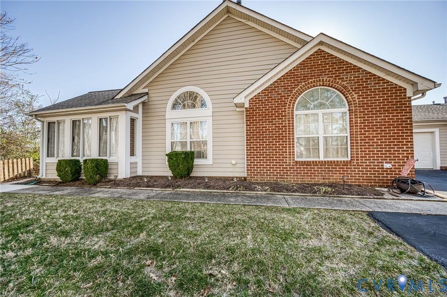 Property photo for 1502 Patriot Circle, Glen Allen, VA
