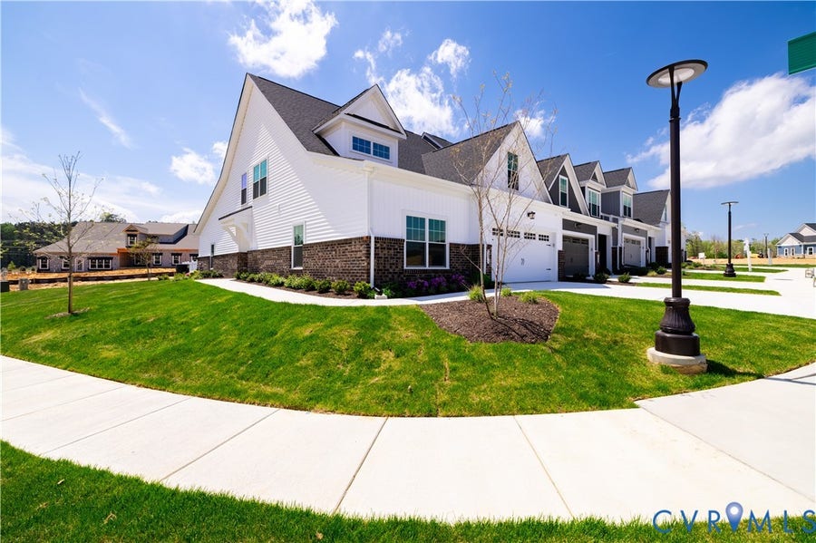 Property photo for 16427 Creekstone Point Avenue, Chesterfield, VA
