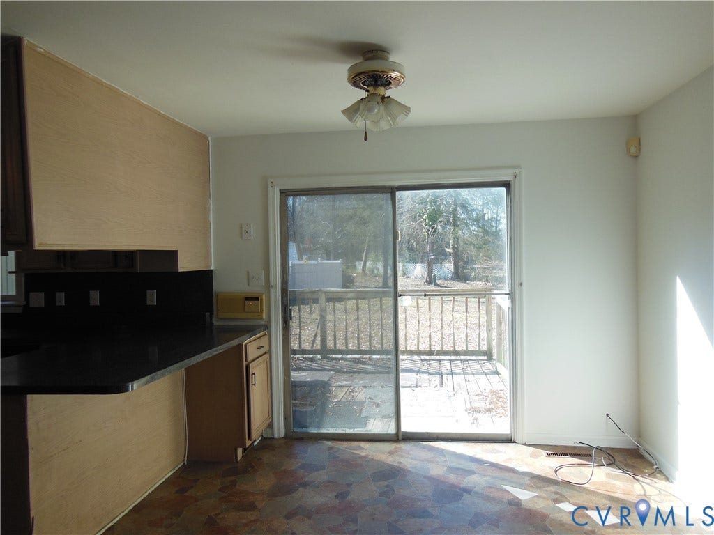 4605 Hero Court, Petersburg, VA 23803 Eat-In Kitchen