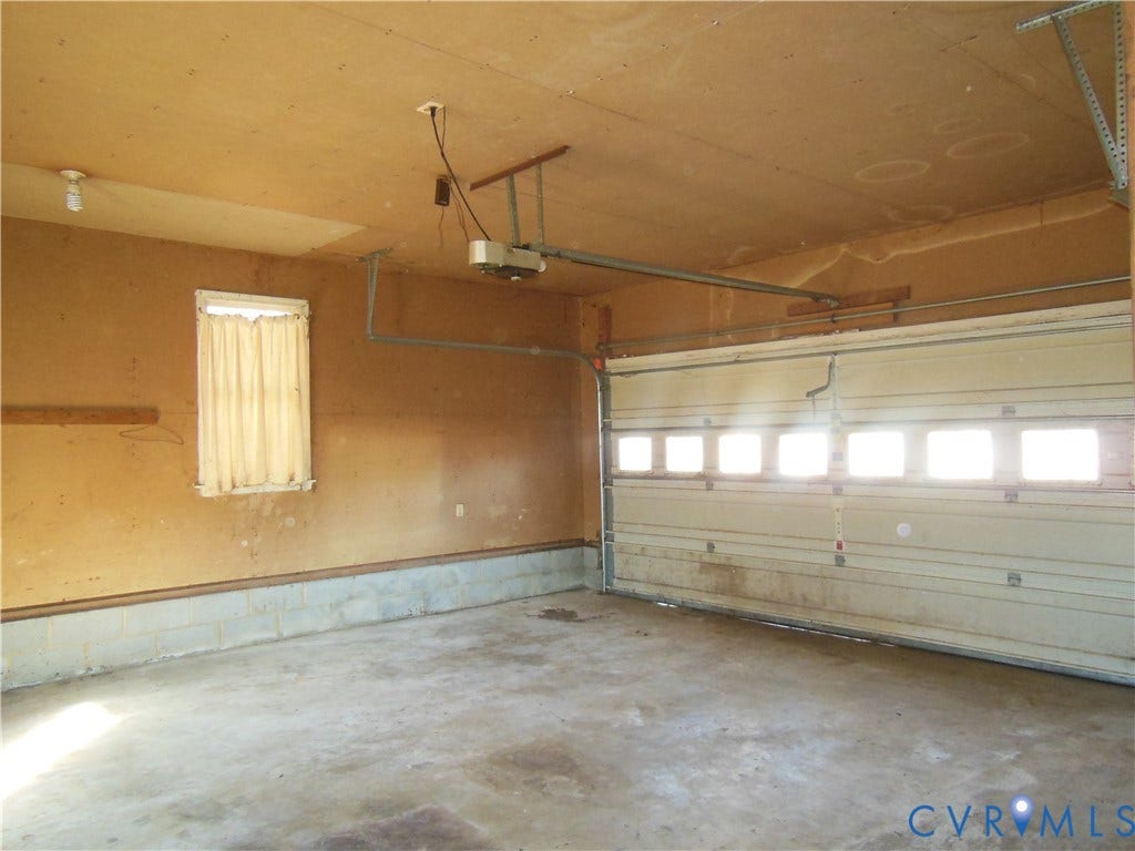 4605 Hero Court, Petersburg, VA 23803 2-Car Oversized AttachednGarage