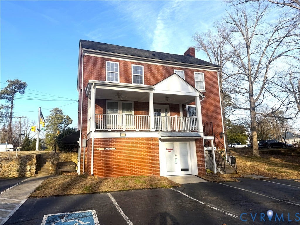 3453 W Hundred Road, Chester, VA 23831 3453 W Hundred Road, Chester, VA 23831
