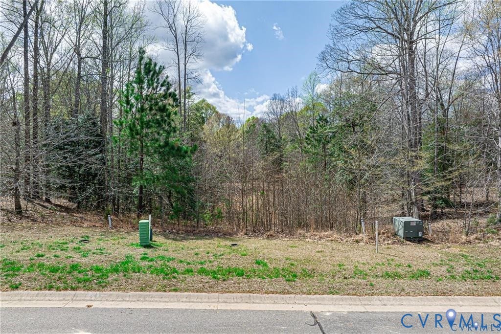 7195 Canopy Circle, New Kent, VA 23124 7195 Canopy Circle, New Kent, VA 23124
