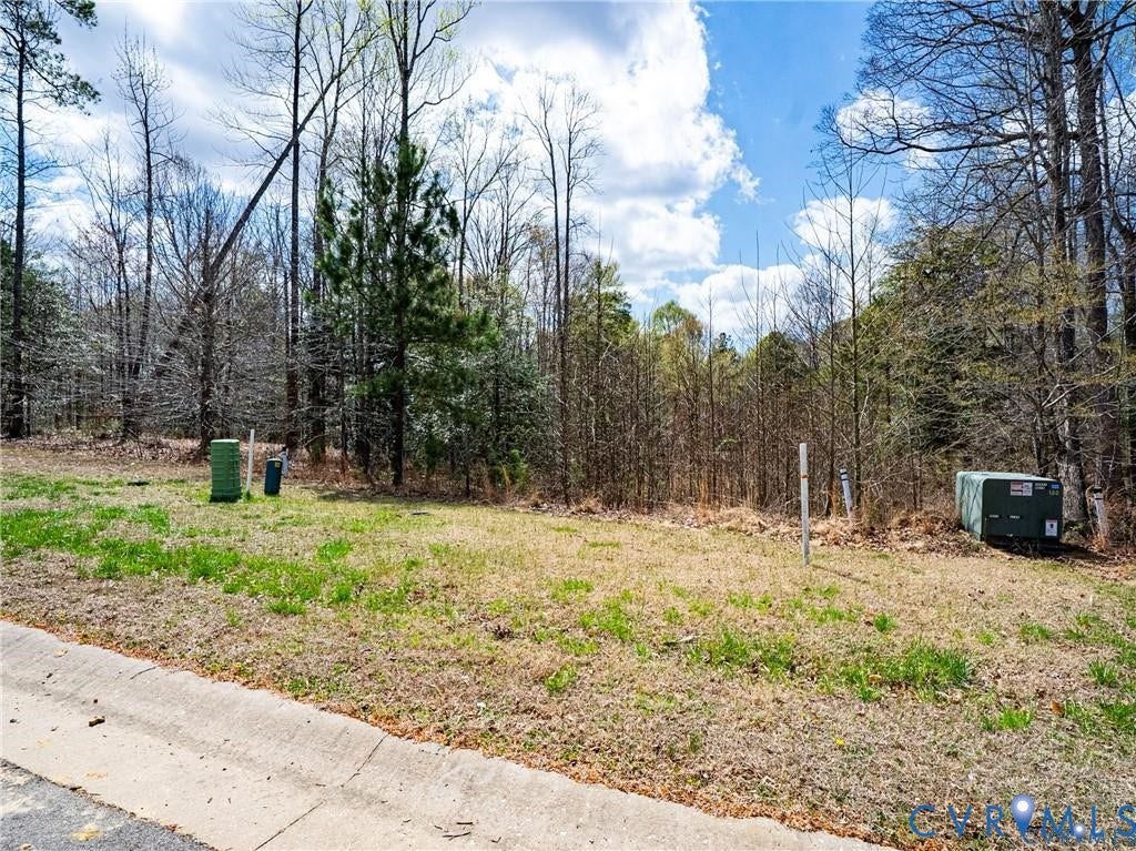 7195 Canopy Circle, New Kent, VA 23124 7195 Canopy Circle, New Kent, VA 23124