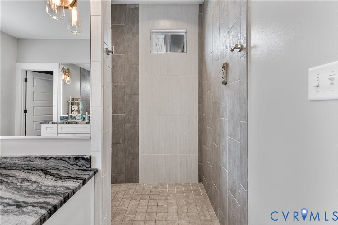 16030 Drumone Road, Midlothian, VA 23112 16030 Drumone Road, Midlothian, VA 23112