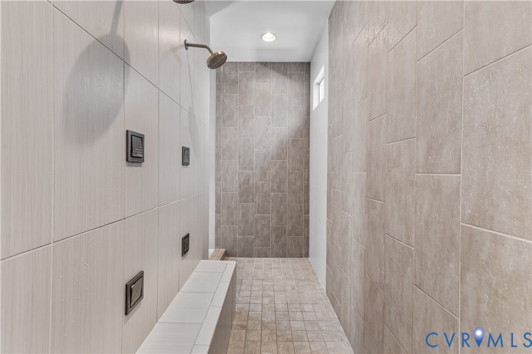 16030 Drumone Road, Midlothian, VA 23112 16030 Drumone Road, Midlothian, VA 23112