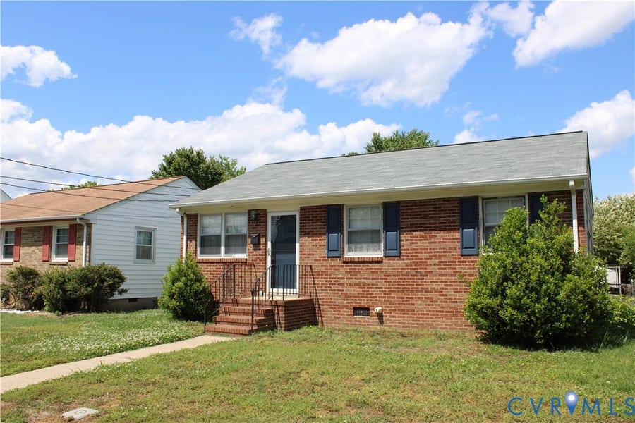 Property photo for 206 Fairfax Avenue, Colonial Heights, VA