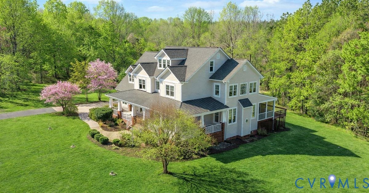2925 Mill Mount Parkway, Westlake At Mill Mount, Powhatan, VA 23139 THIS IS THE HOME WHERE PREMIER LIVING MEETS POWHATAN COUNTY CHARM AND GRACE