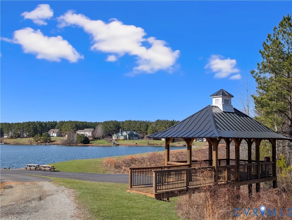 2925 Mill Mount Parkway, Westlake At Mill Mount, Powhatan, VA 23139 Community Area with Lake Access and Pavillion for Social Events