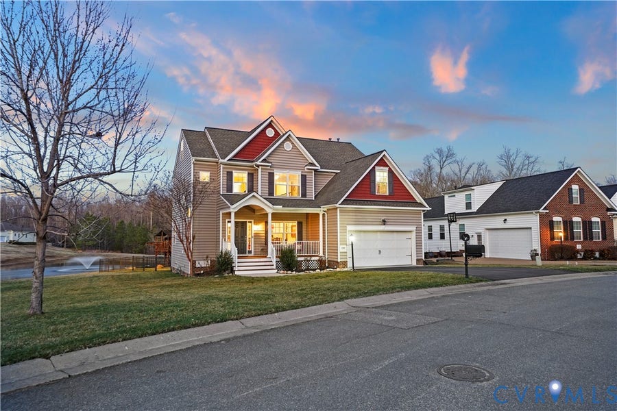 Property photo for 2107 Thorncrag Lane, Midlothian, VA