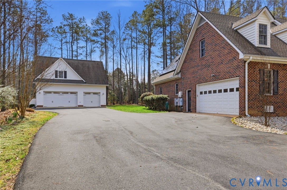 2604 E Maple Grove Lane, Powhatan, VA 23139 2604 E Maple Grove Lane, Powhatan, VA 23139