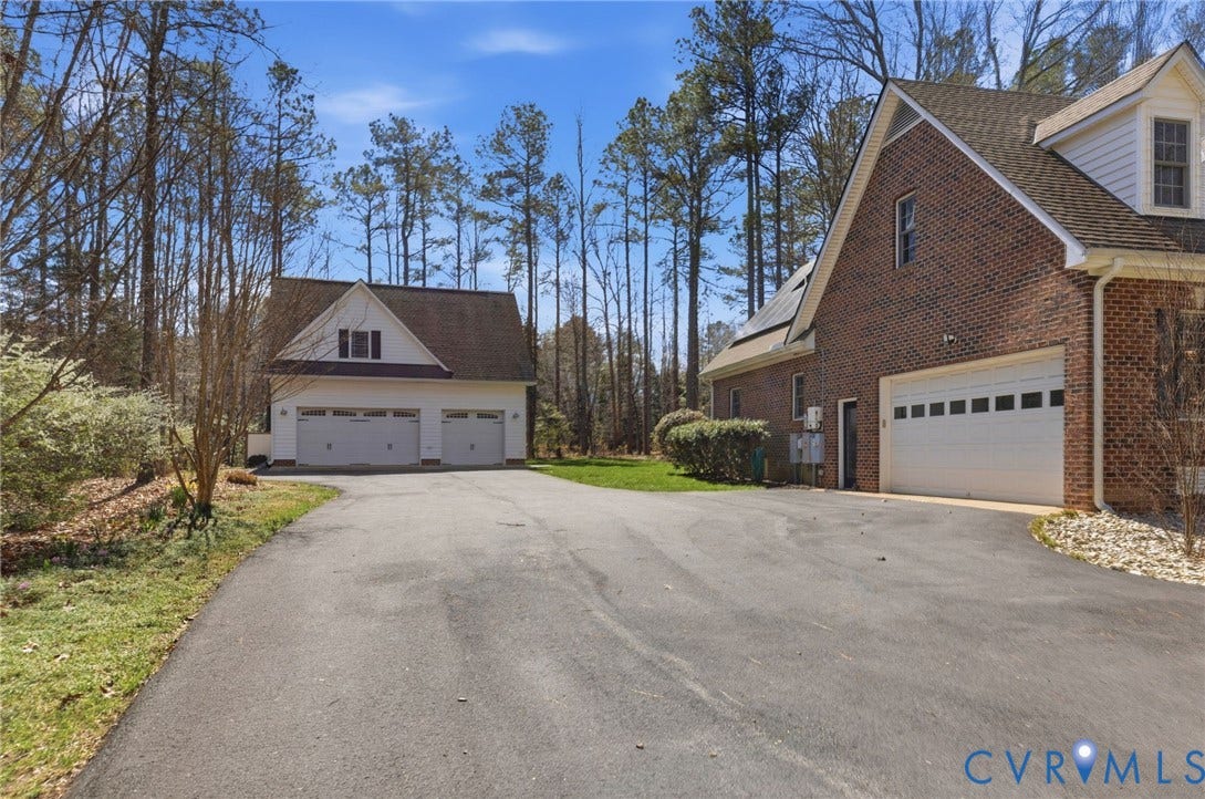2604 E Maple Grove Lane, Powhatan, VA 23139 2604 E Maple Grove Lane, Powhatan, VA 23139