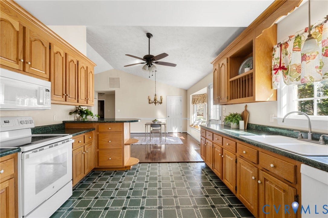 2290 Ballsville Road, Country Life, Powhatan, VA 23139 2290 Ballsville Road, Country Life, Powhatan, VA 23139