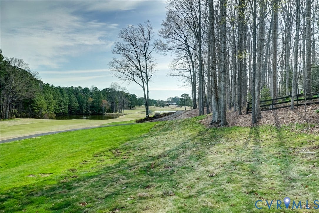 4 Red Fox Road, Hermitage Country Club, Manakin Sabot, VA 23103 It's a quick cart ride to the clubhouse in the distance