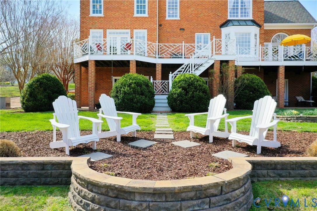 4 Red Fox Road, Hermitage Country Club, Manakin Sabot, VA 23103 4 Red Fox Road, Hermitage Country Club, Manakin Sabot, VA 23103