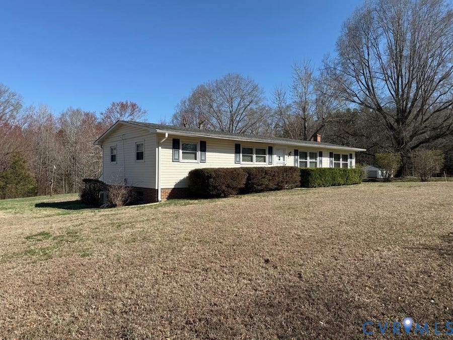 Property photo for 111 Page Street, Farmville, VA