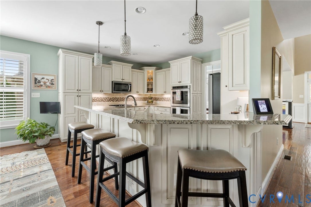 1493 Camberley Drive, Parke At Saddlecreek, Manakin Sabot, VA 23103 breakfast bar for casual dining