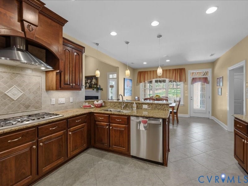 2767 E Maple Grove Lane, Powhatan, VA 23139 2767 E Maple Grove Lane, Powhatan, VA 23139